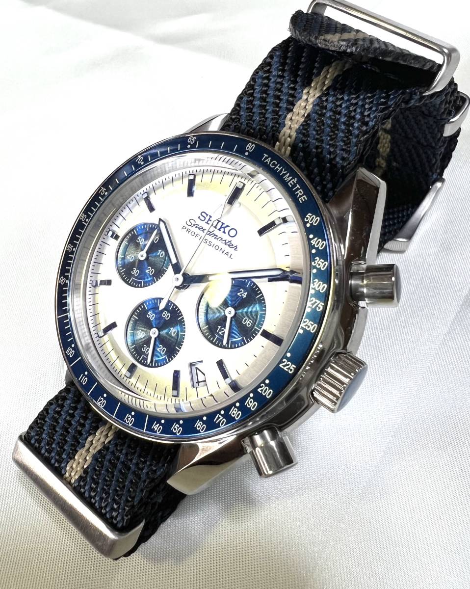 SEIKO MOD /カスタム /VK63 /クォーツ /ホワイト＆Mブルー/ クロノグラフ /４０ｍｍ/SPEEDMASTER/オマージュ/希少ダイアル/ラスⅠ
