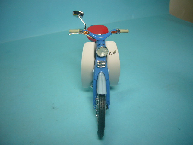 エブロ　ホンダ　スーパーカブ　１９５８　１/１０　ダイキャストモデル