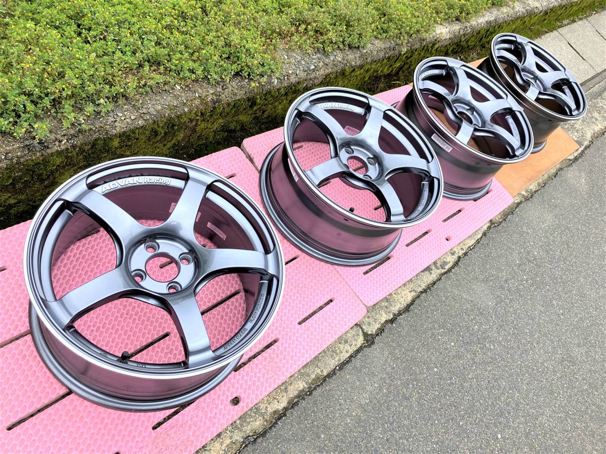 送料無料！4本セット 軽量 ヨコハマ アドバン TC-4 17インチ 7.5J+35 4 