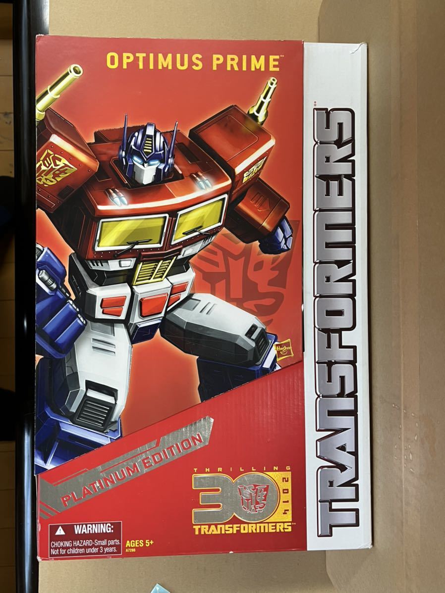 【送料無料】アジア限定トランスフォーマー　午年プラチナムエディション　オプティマスプライム　マスターピース　コンボイ
