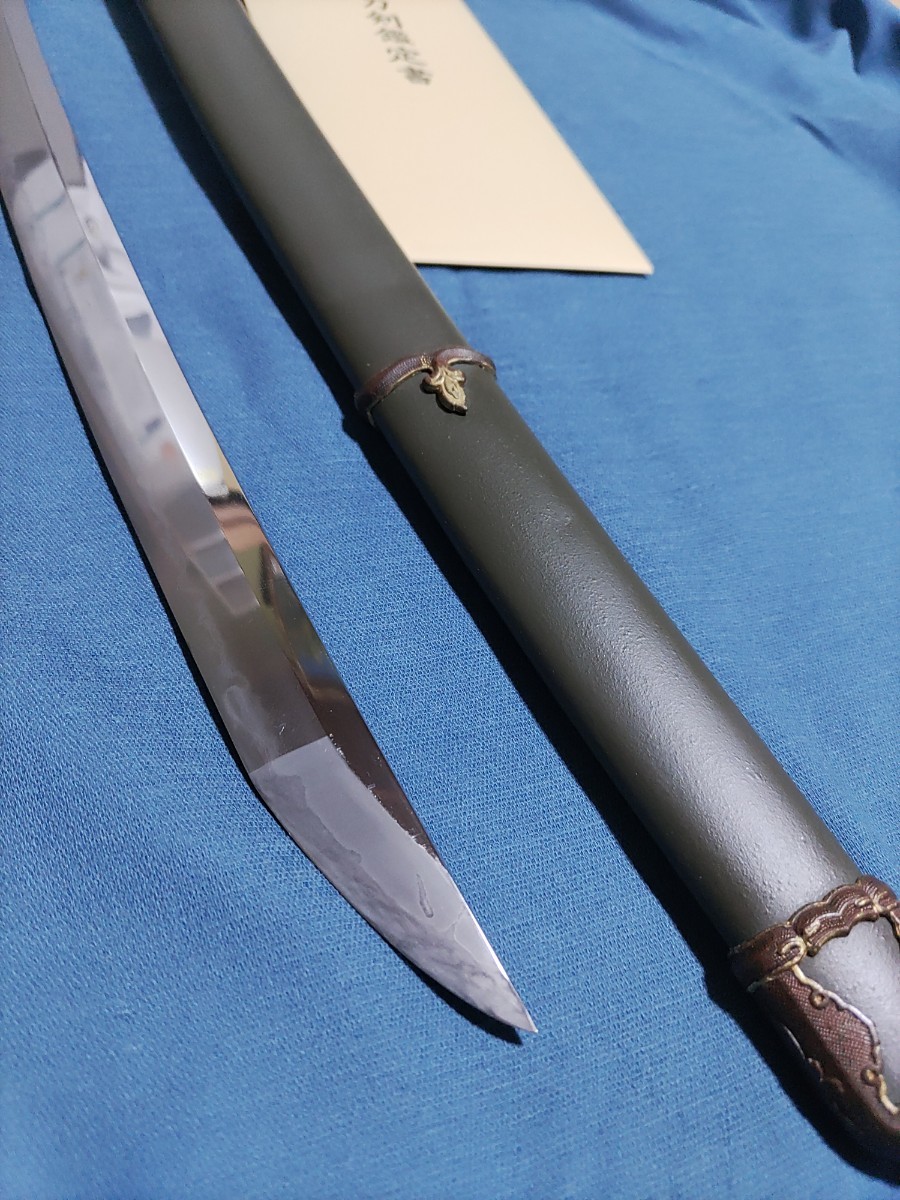  大切先 ズッシリとした重さと体配の良い昭和初期の刀 研磨 日刀保鑑定済み 九八式軍刀鉄鞘拵え 新潟県072970号(刀、太刀)｜売買されたオークション情報、yahooの商品情報をアーカイブ公開 - 刀、太刀