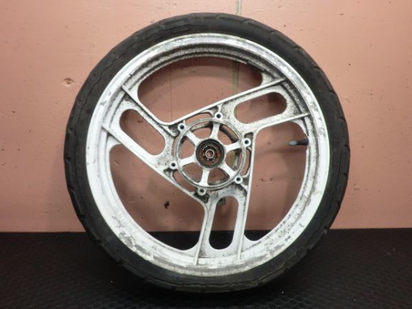 79 RZ250R フロントホイール 一台解体 検）29L 29K 4L3 4UO RZ350R