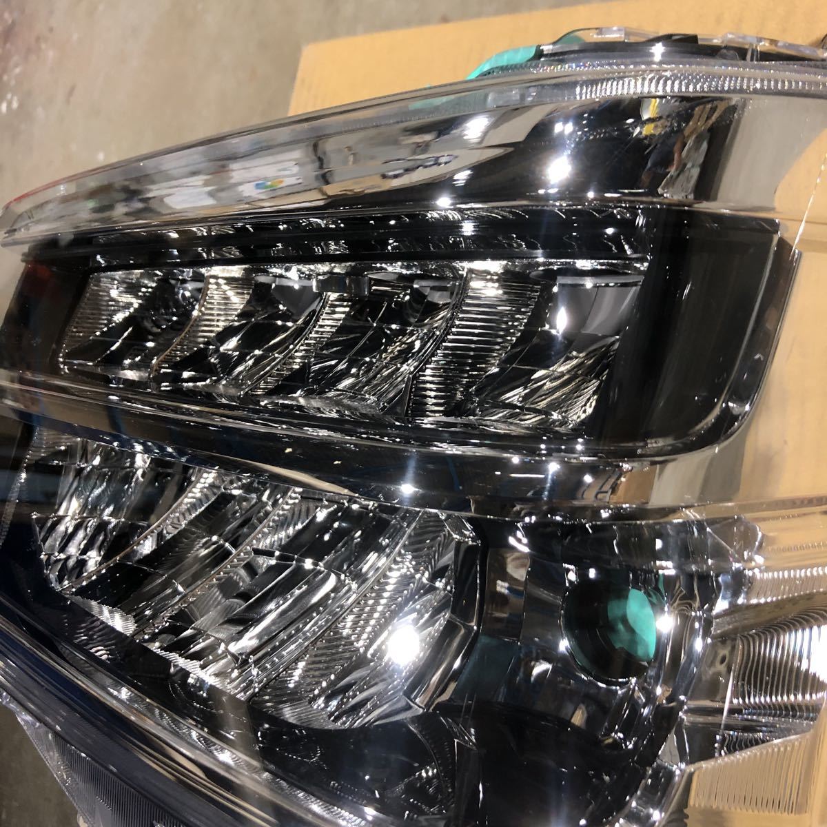 ダイハツ純正 S700V S710V アトレー LED ヘッドライト ヘッドランプ 左 
