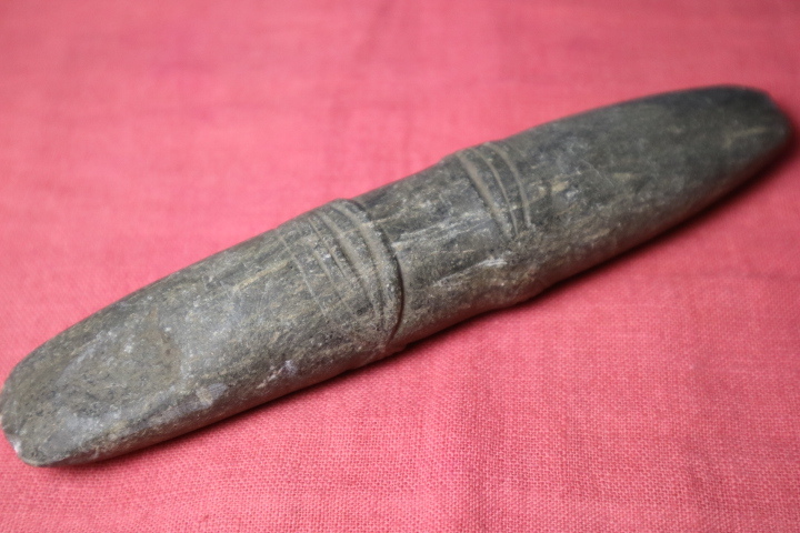 出土品！！ 石器 独鈷石 線状文 検縄晩期群馬県前橋市出土考古珍品希少 