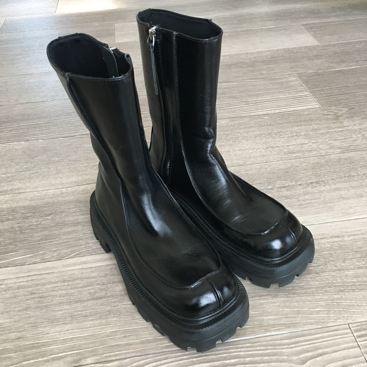 YM/891 AMERI アメリ SHARK SOLE SQUARE BOOTS Mサイズ ブラック