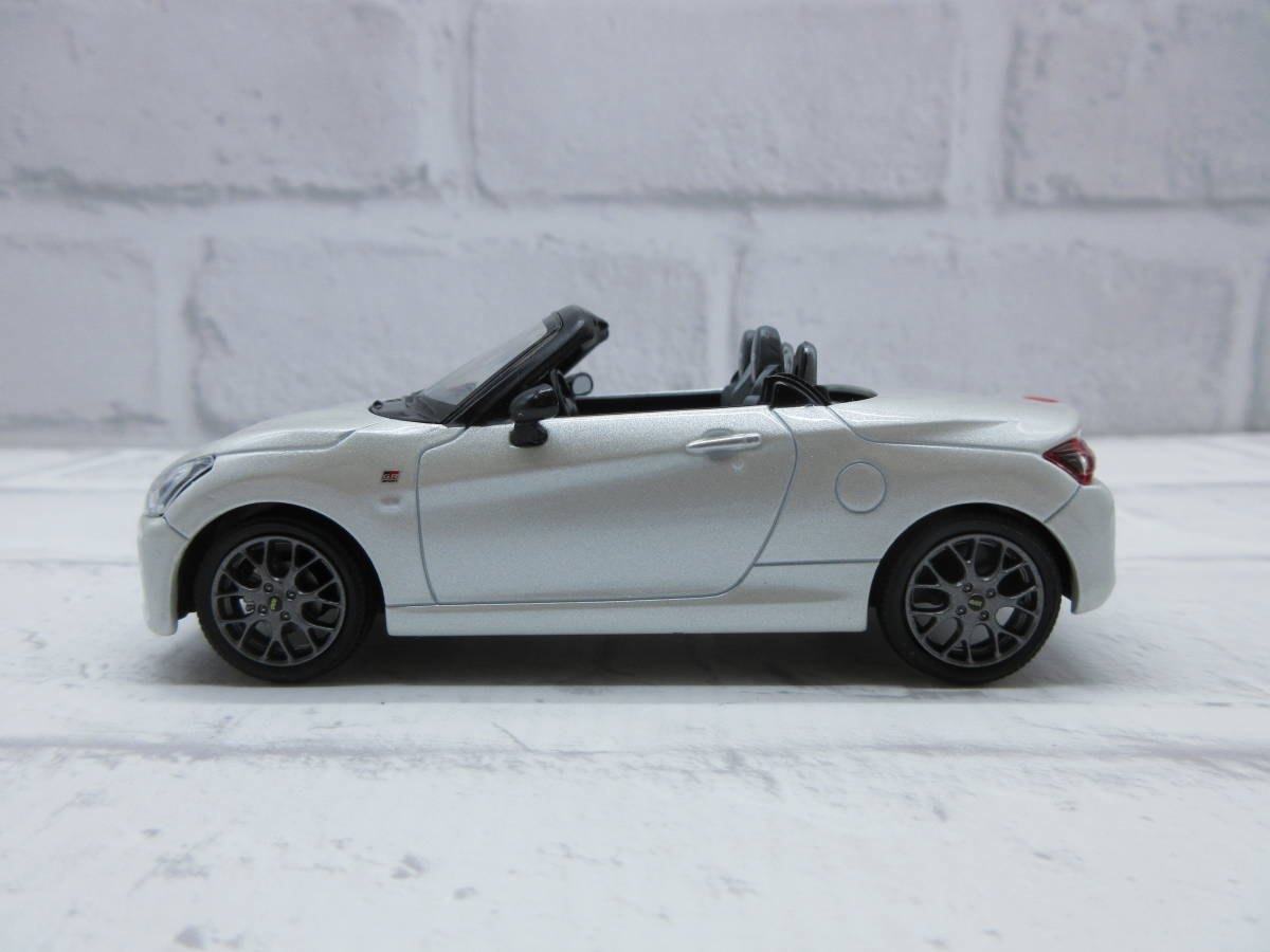ミニカー 1/30 トヨタ 新型コペンGR スポーツ パールホワイトⅢ 