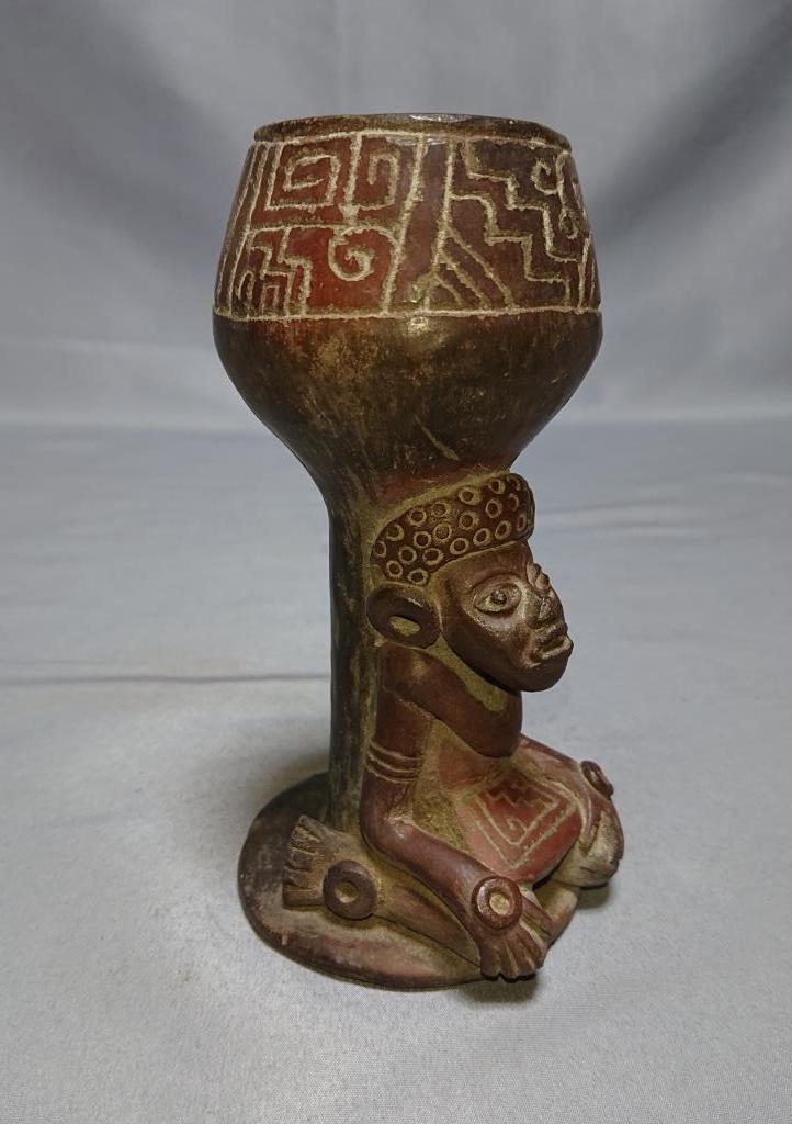 メキシコ マヤ文明 トトナカ文化（後古典期） 幾何学文様壺を乗せた 