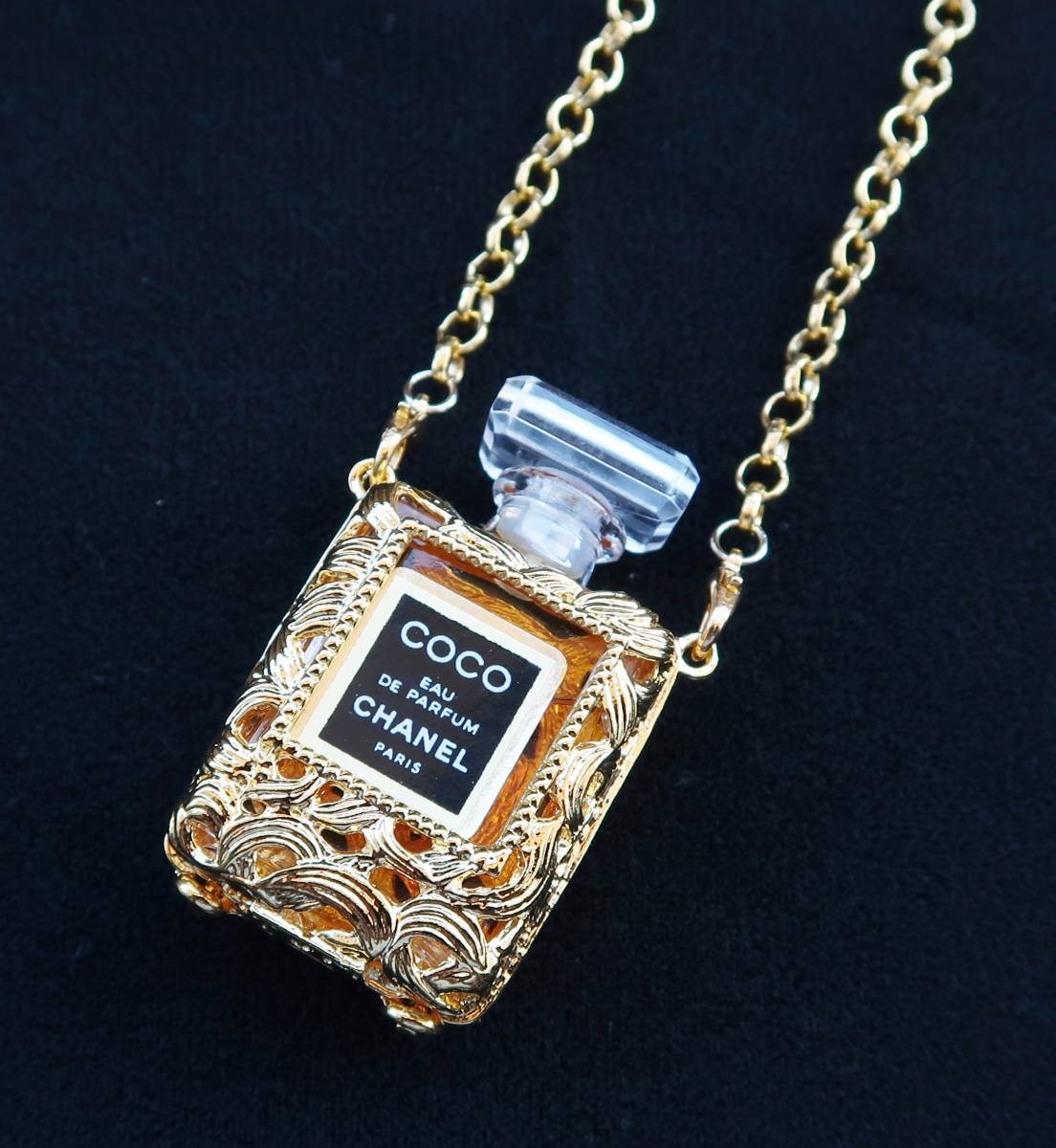 シャネル CHANEL COCO 香水 ミニボトル ネックレス ゴールド