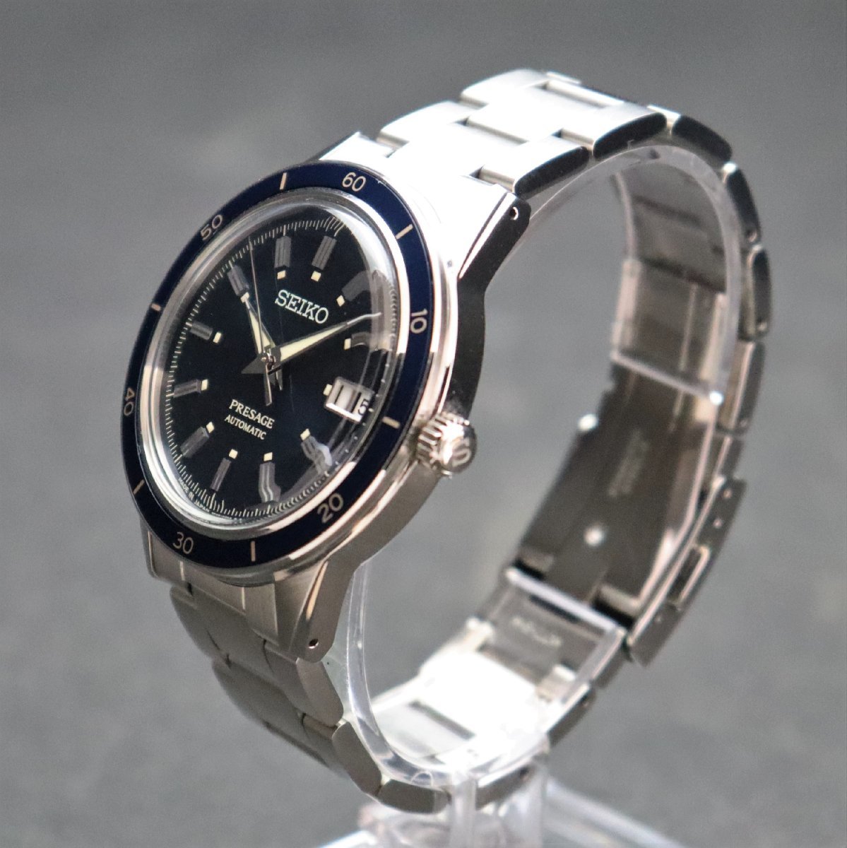 SEIKO／セイコー自動巻き 4R35B 23石 ギョーシェ掘り 腕時計 CLASSIC