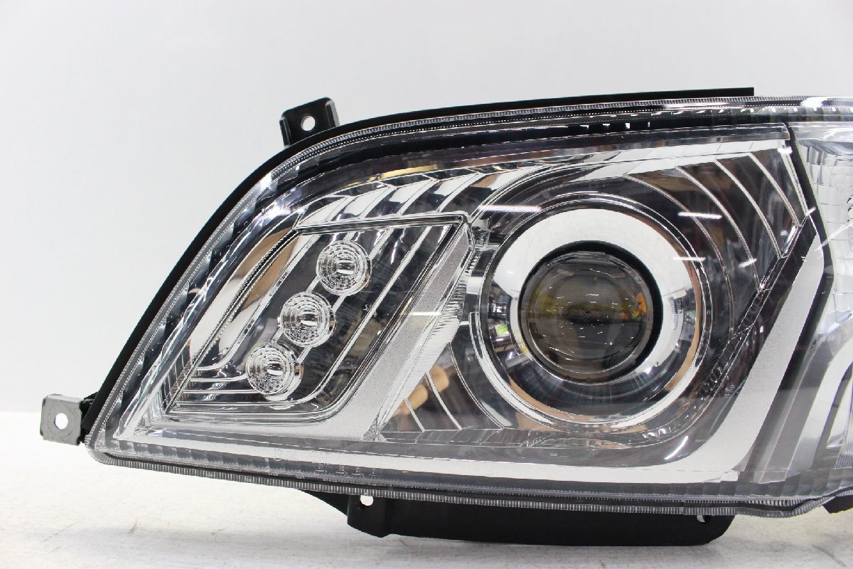 ジャンク品 ダイナ デュトロ トヨエース XZU700 24V 左 左側 LED 