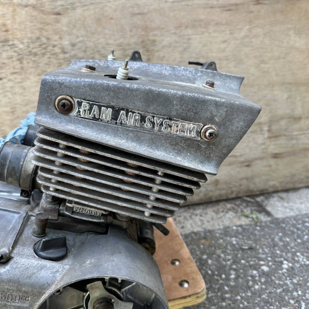 GT380 後期型 当時物 384cc 純正 エンジン ASSY イタリア 実働外し 