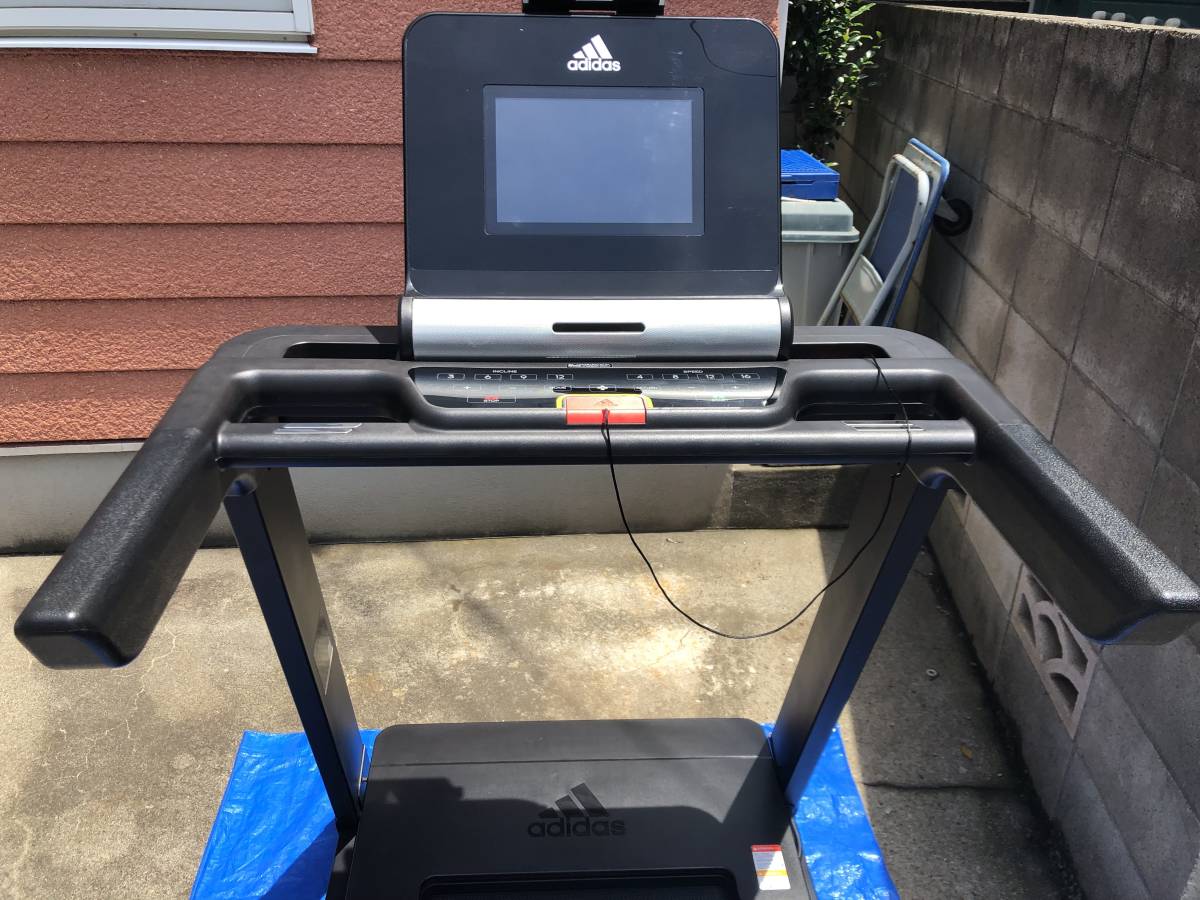 大人気 ○アディダス（adidas）○トレッドミル ○T-19X ○ジムに行け 