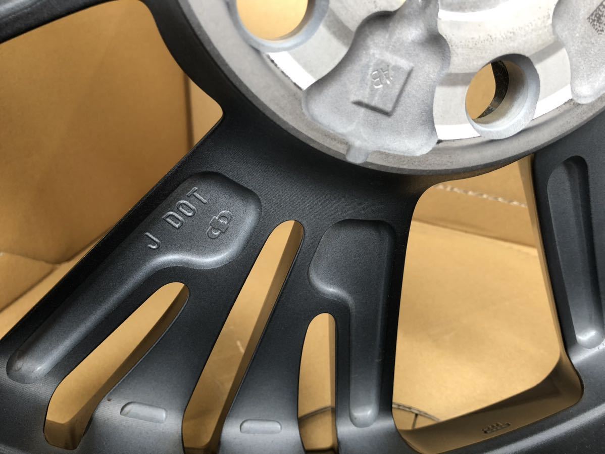 トヨタ 60系新型プリウス Zグレード純正19インチ ホイール4本セット