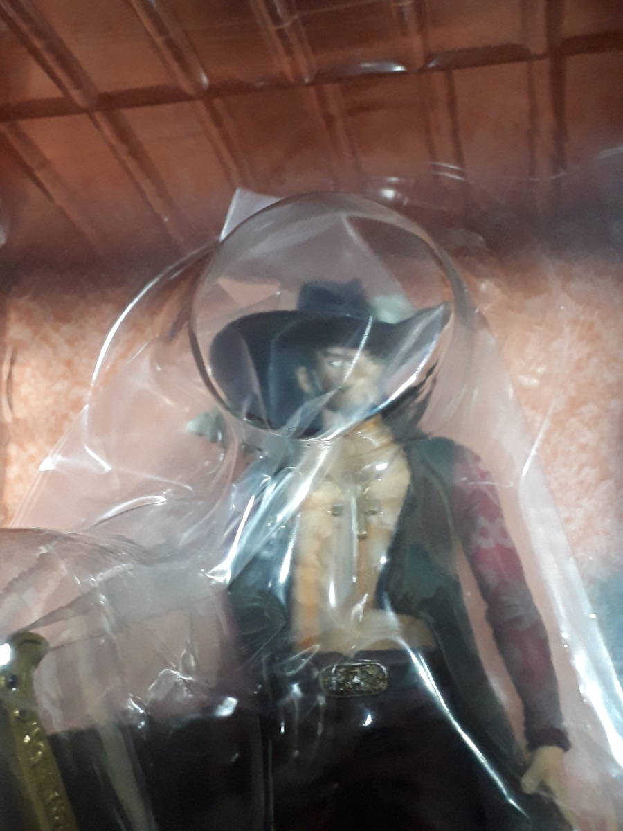 新品未開封 一番くじ ワンピース 頂点を極めし者達 A賞 ミホーク フィギュア 世界一の大剣豪