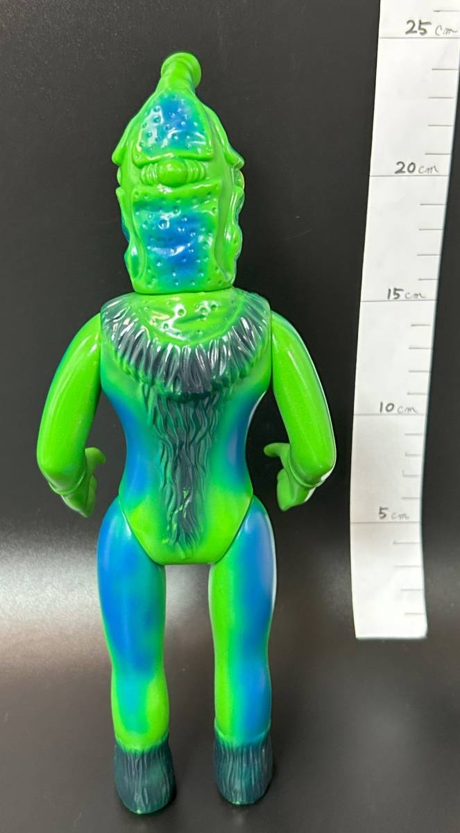 マーミット Marmit ケムール人 グリーン（※ 多少の歪み、足裏吹付け