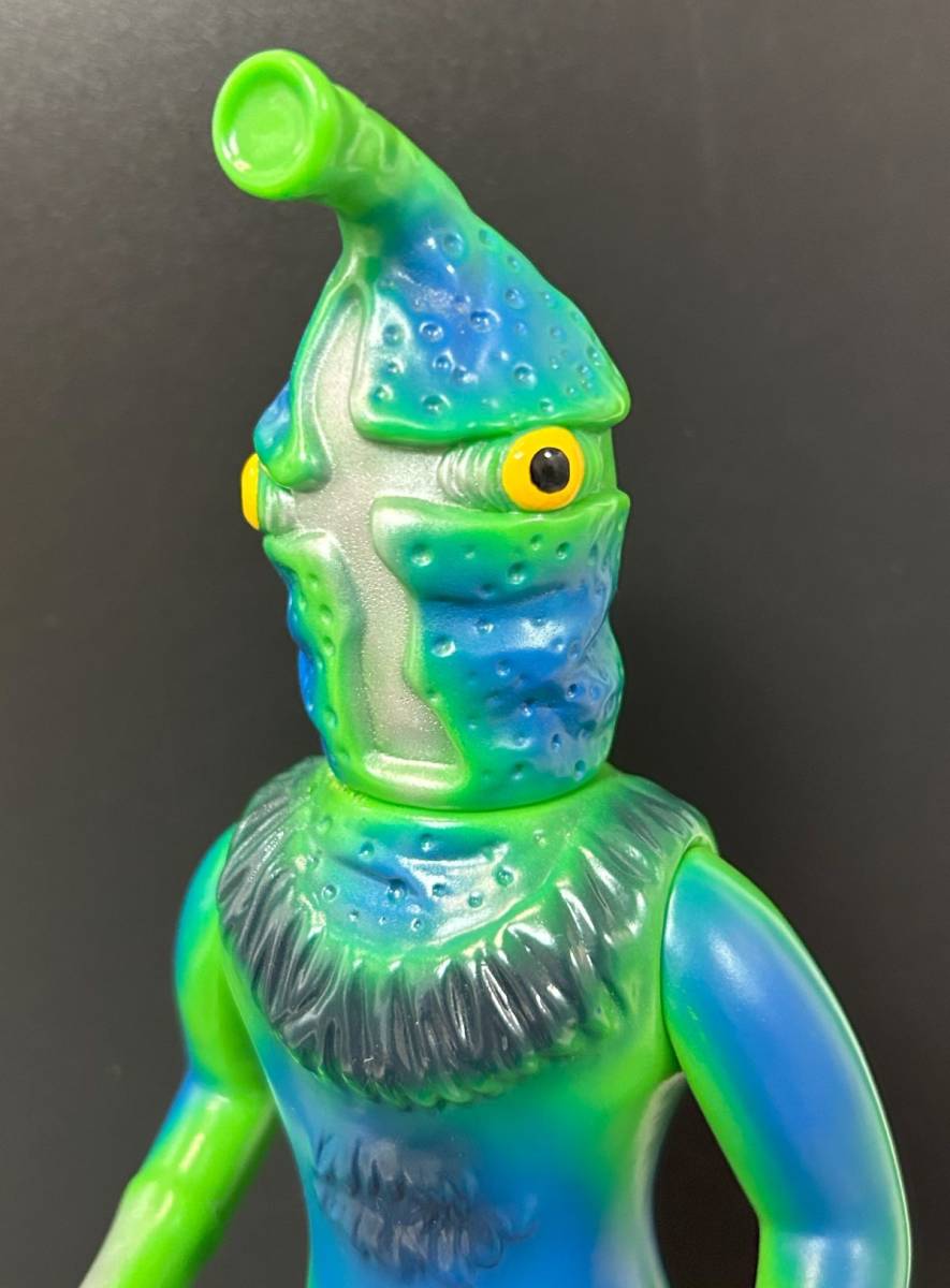 マーミット Marmit ケムール人 グリーン（※ 多少の歪み、足裏吹付け