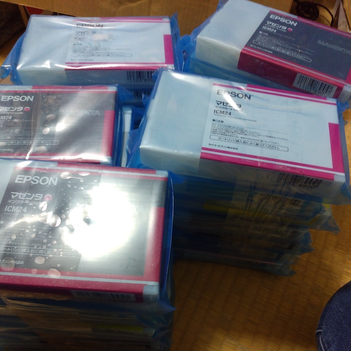 EPSON エプソンインク ICBK24/ICC24/ICM24/ICMB24/ICGY24/ICLC24 PX-6000 PX-7000 PX-9000 詳細は説明欄で 33パック　ばら売り要相談_1