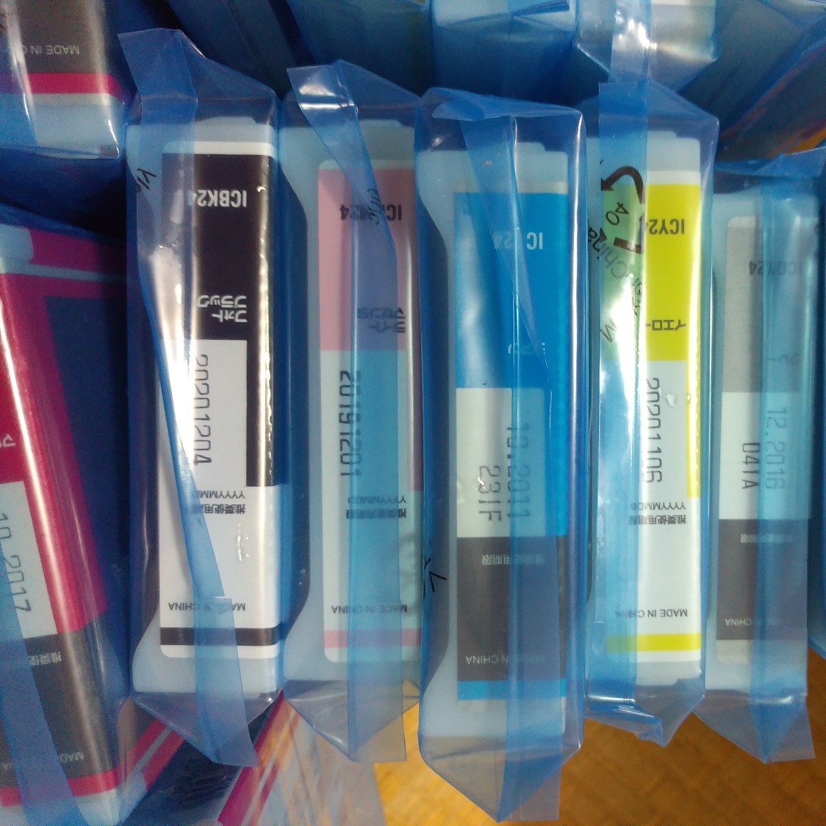 EPSON エプソンインク ICBK24/ICC24/ICM24/ICMB24/ICGY24/ICLC24 PX-6000 PX-7000 PX-9000 詳細は説明欄で 33パック　ばら売り要相談_6