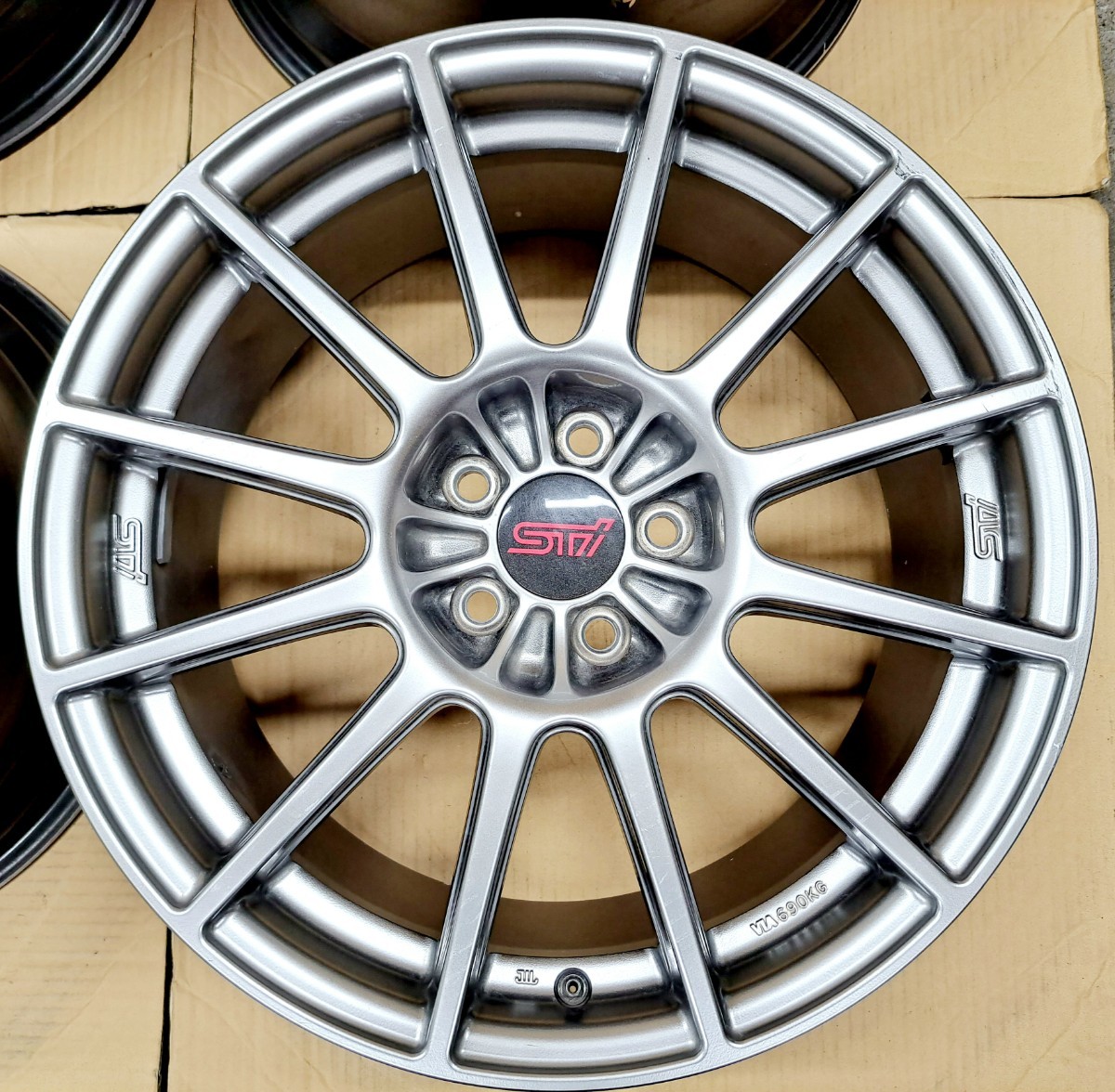 美品】スバル STI 純正 オプション 17インチ ホイール 4本 