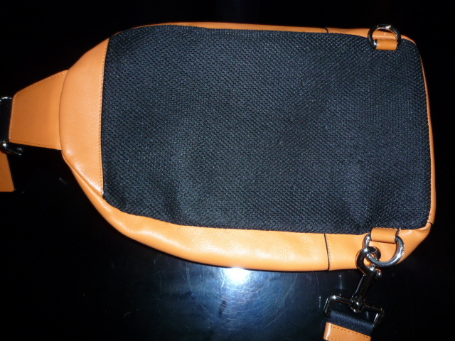 超希少 COACH ボディバッグ ショルダーバッグ ワンショルダー 肩掛け