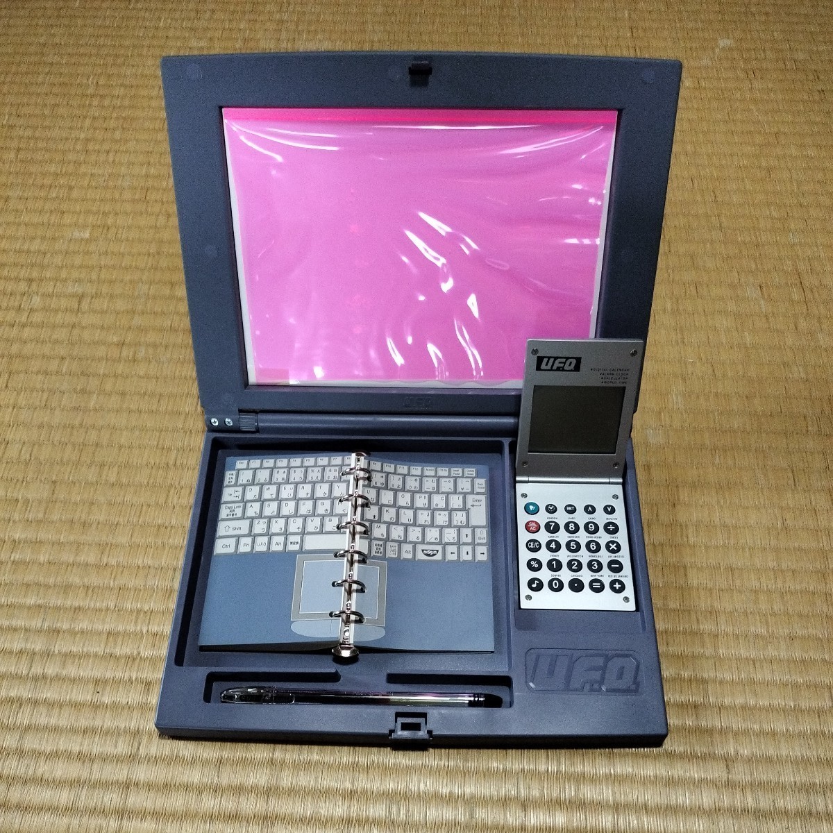 伝説のノートパソコン型ノートついに降臨! UFOターボノート! 世界最強 伝説のノートパソコン型ノートついに降臨! UFOターボノート! 世界最強