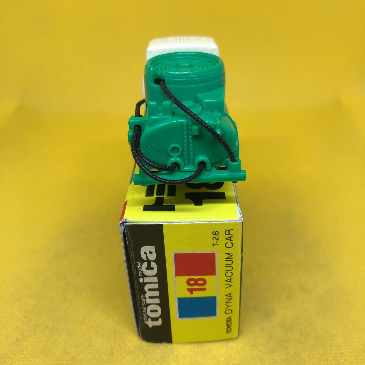 赤箱　トミカ　18 トヨタ　ダイナ　バキュームカー　1/68 箱無し　日本製 Takara Tomy - 赤箱 トミカ No.18 トヨタ ダイナ バキュームカー