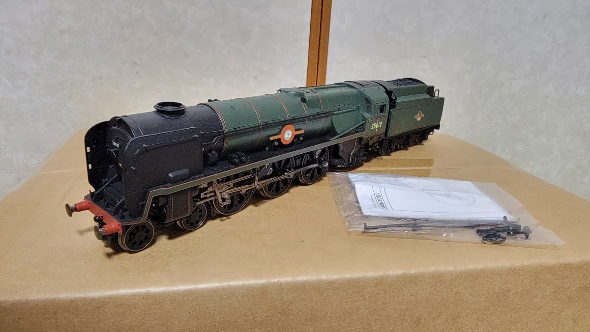 最安値，新品 Hornby BR 4-6-2 &lsquo;United States Lines&rsquo; Merchant Navy Class Locomotive OOゲージ HOゲージ イギリス 英国型 蒸気機関車(外国車輌)｜売買されたオークション情報、yahooの商品情報をアーカイブ公開 - オー 外国車輌