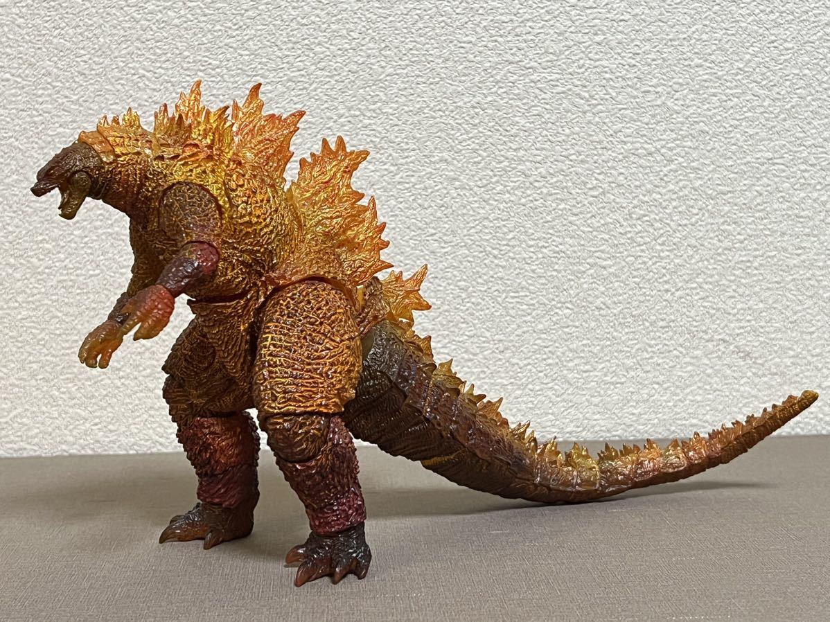 値下げ S.H.MonsterArts【バーニング·ゴジラ2019】酒井ゆうじ - メルカリ