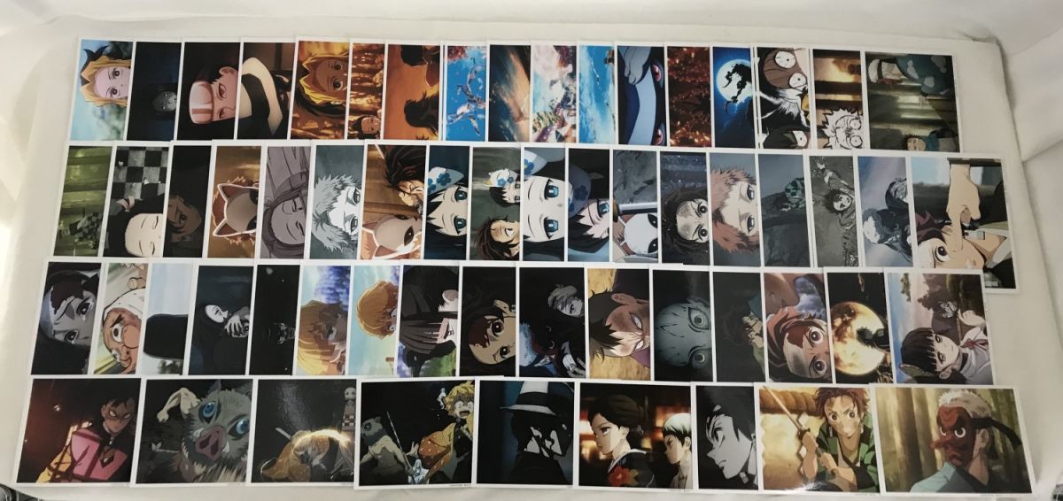 C99】グッズ 鬼滅の刃 場面写ブロマイドまとめ売りセット(コミック 
