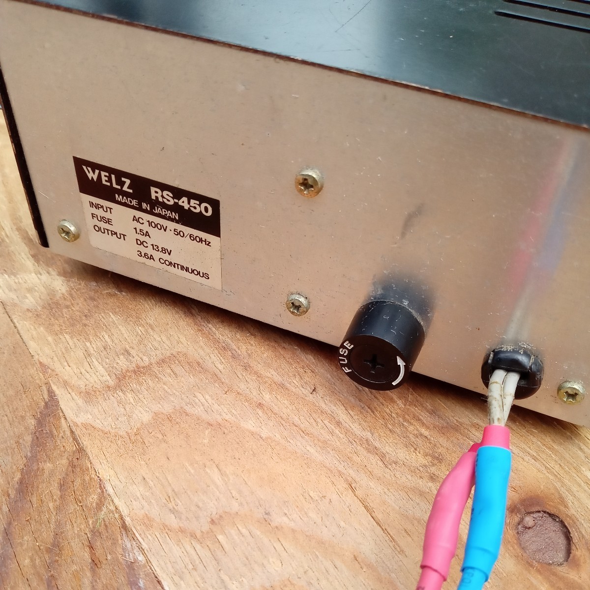 安定化電源　WELZ 13.8V 3.6A MAX4.2A RS-450 中古品_4