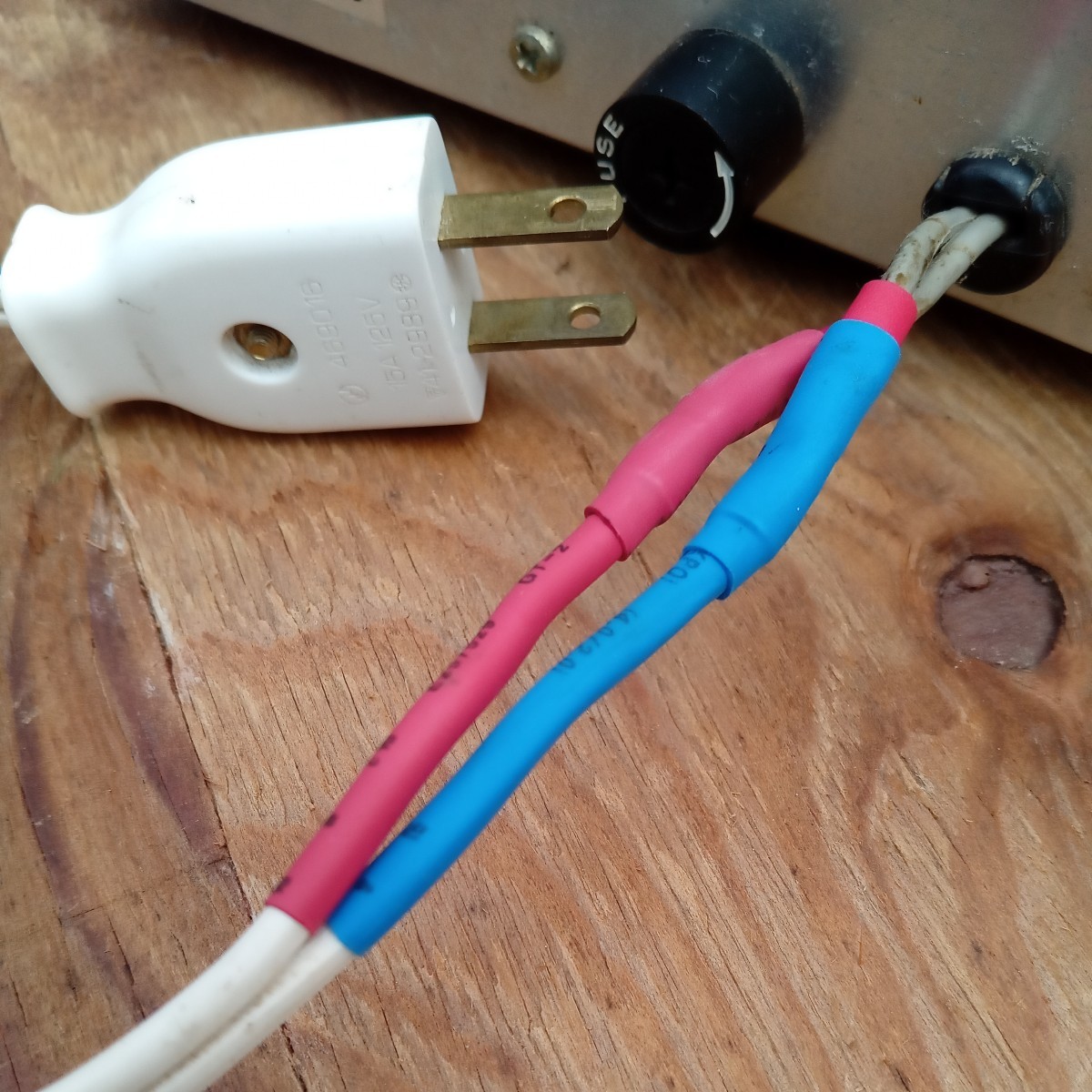 安定化電源　WELZ 13.8V 3.6A MAX4.2A RS-450 中古品_5