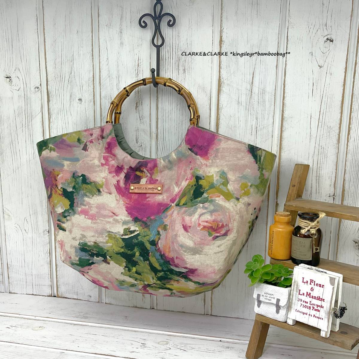 【100%新品，セール】 イギリスインポート生地 クラシックflowers 油絵風 竹持ち手 バンブーバッグ(女性用)｜売買されたオークション情報、yahooの商品情報をアーカイブ公開 - オークファン 女性用