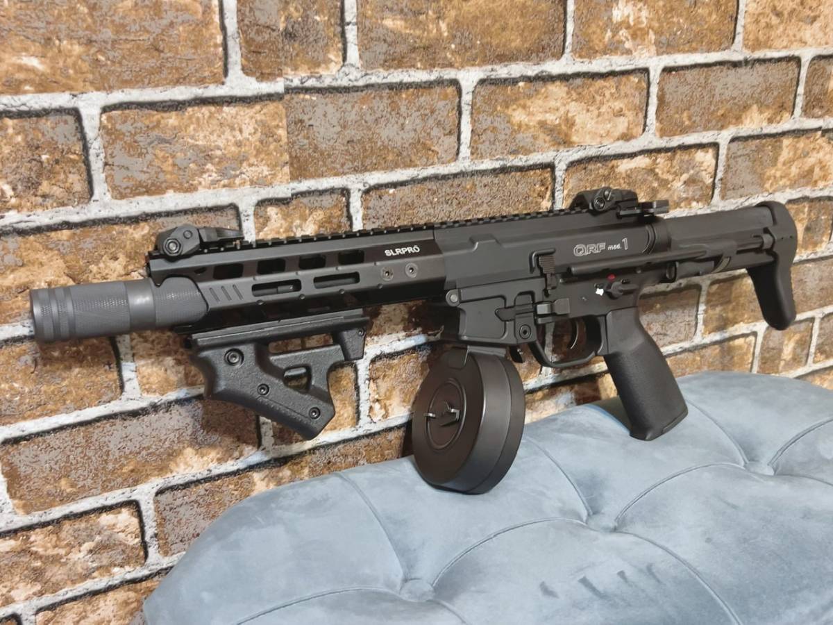 美品！ KSC QRF mod.1カスタム ドラムマガジンのオマケ付き(電動ガン 