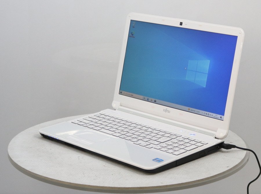ジャンク】富士通 LIFEBOOK AH53/K FMVA53KWP2 BIOS起動可能