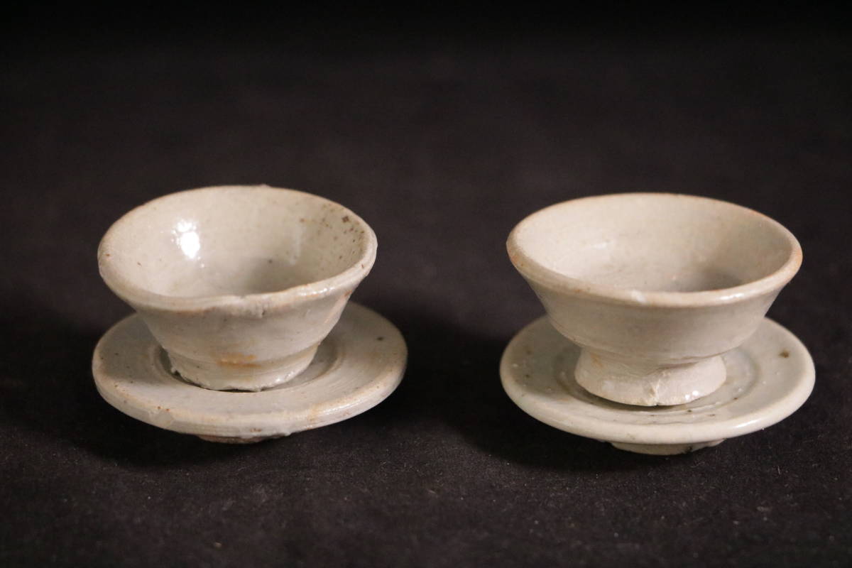 骨董 アンティーク 陶磁器 中国 清代 染付正方花文香合（合子）茶道具