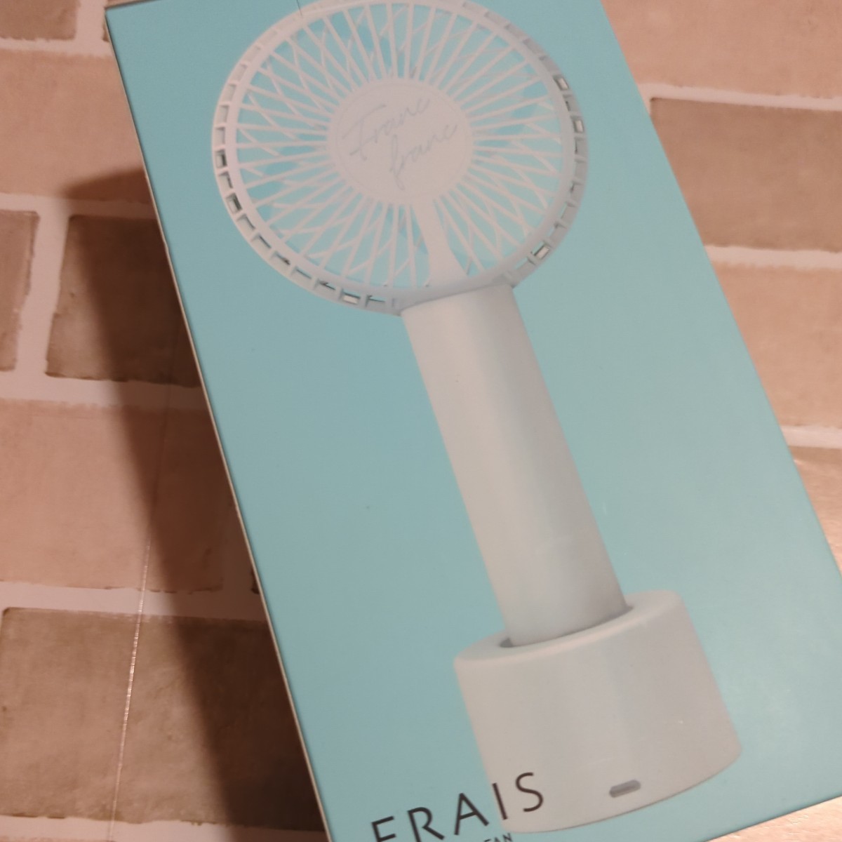 未使用　ハンディファン フランフラン Francfranc　 携帯扇風機　ミントグリーン　夏　必需品　USB 充電　扇風機