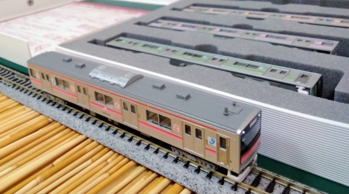 ▽ROUNDHOUSE-10-916▽KATO-205系3100番台/2WAYシート編成色/4両セット 