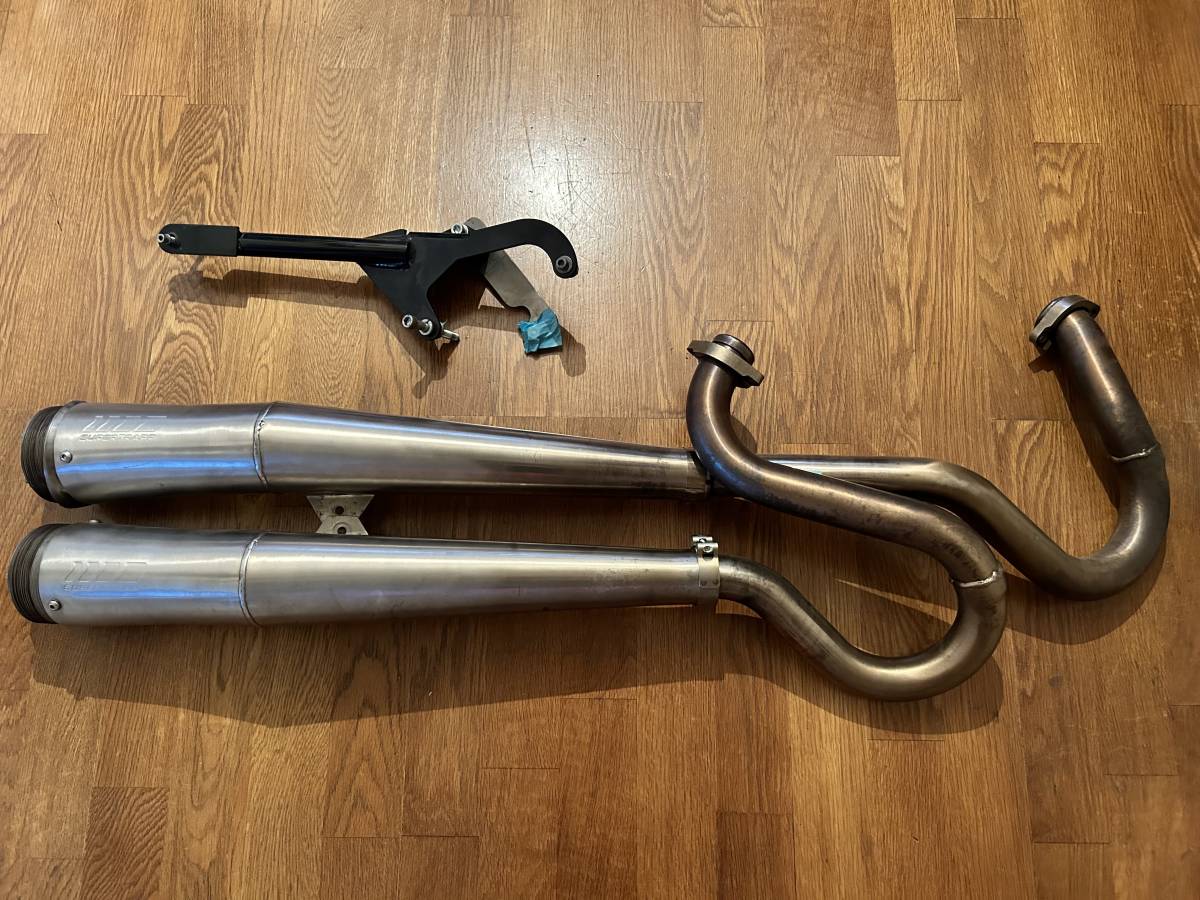 スポーツスター03年モデル以前用スーパートラップ製マフラー中古