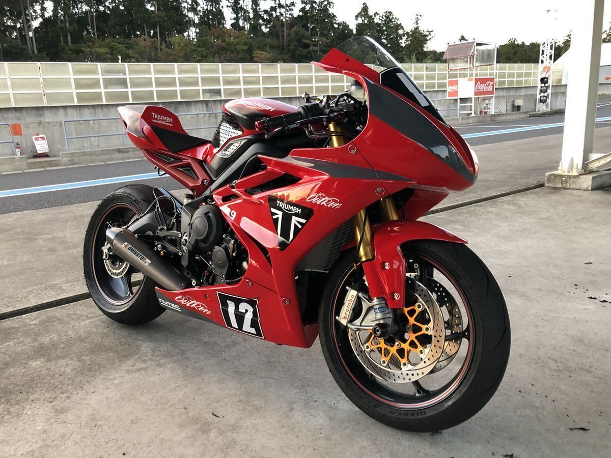 トライアンフ デイトナ675R レース仕様 トライアンフ デイトナ675R
