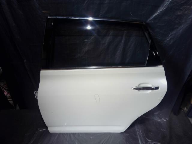 マークＸジオ DBA-ANA10 左RドアASSY 67004-72010