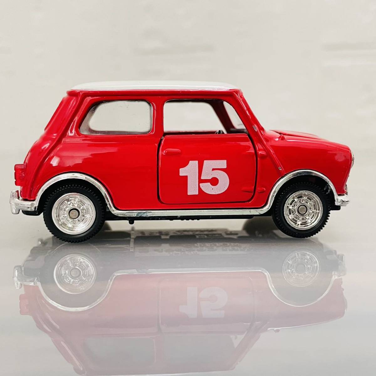 トミカ ダンディ 1/43 No.J15 モーリス ミニクーパーS MK-1 日本製 #15