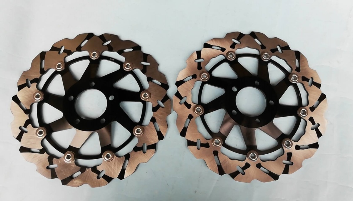 Arashi製フロント用ブレーキディスク052黒色 ゼファー1100RS ZRX1200S
