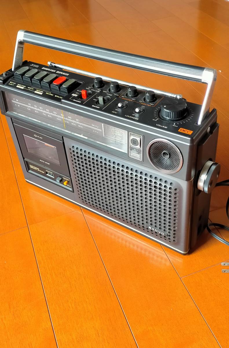SANYO MR8160 カセットレコーダーラジカセ　サンヨー　MR 8160 SANYO MR 8160のYahoo!オークション(旧ヤフオク!)の相場・価格を見る