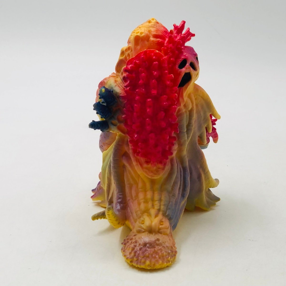 中古品 ウルトラ怪獣シリーズ ウルトラマンネクサス ソフビ クトゥーラ