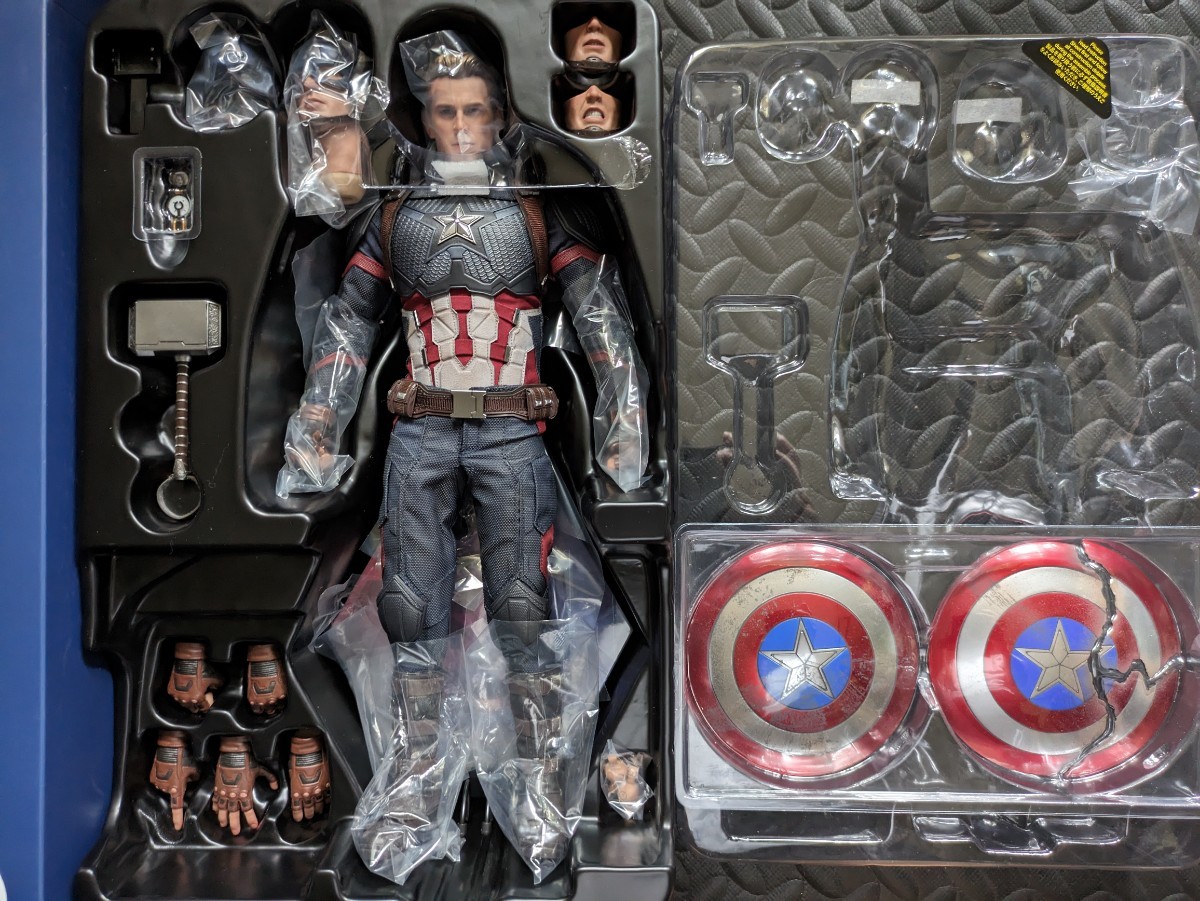 ホットトイズ『アベンジャーズ/エンドゲーム』 1/6 キャプテン