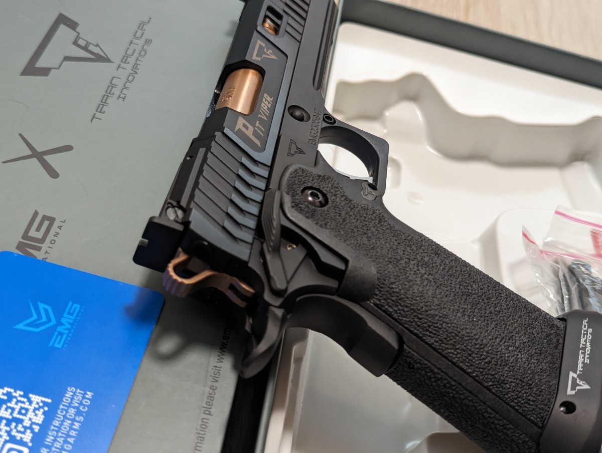 EMG AW TTI Pit Viper フルオート TTI 正式ライセンス ガスブロ GBB 