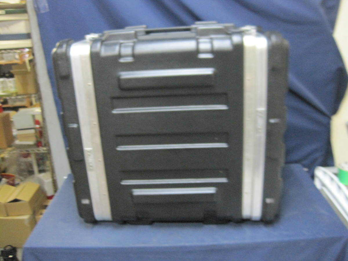 SKB エスケービー ラックケース 大型ハンドル付き 樹脂製ラック 6U
