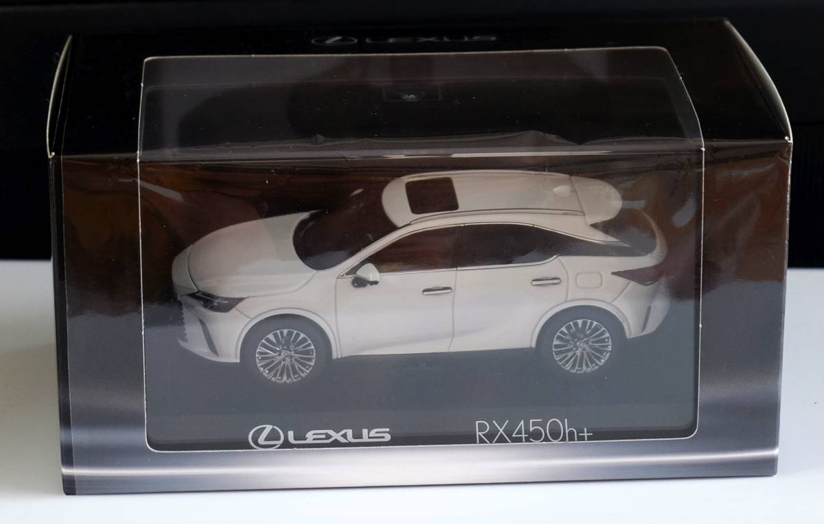 ☆新型 LEXUS RX450h+ 京商 1/43 ミニカー ホワイト【管理NO:A-3519-K