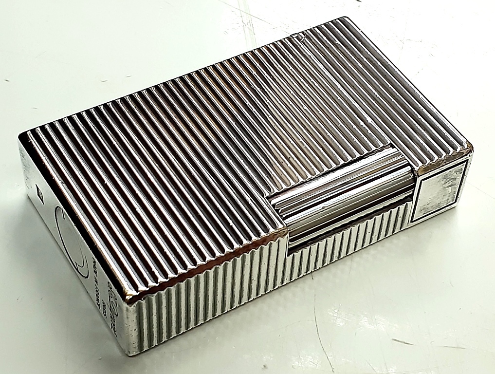☆S.T.Dupont デュポン ガスライター 銀色 《着火未確認》ジャンク扱い 中古☆