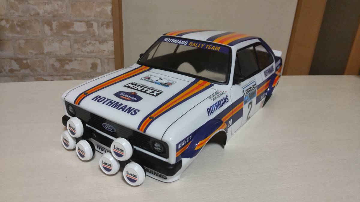 Tamiya 1/10ラリークラシック フォード・エスコートMk2 ロスマンズ塗装